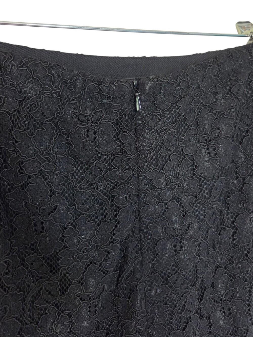 Aritzia Babaton Jasper Lace Pencil Skirt Women 6 Black NWT - Picture 10 of 13